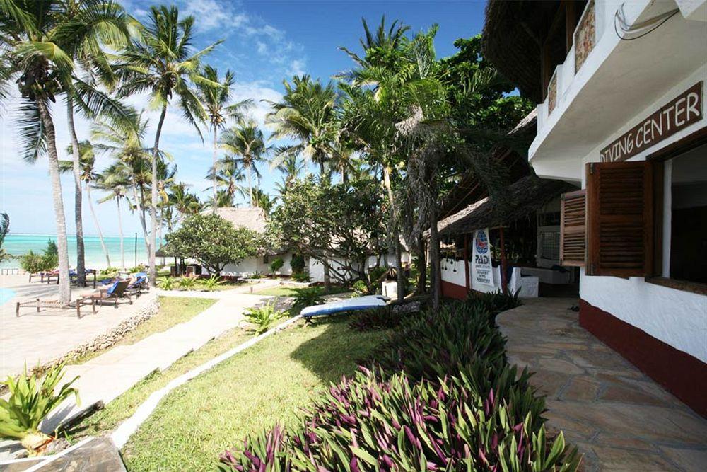 Hotel Karafuu Beach Resort Pingwe Esterno foto