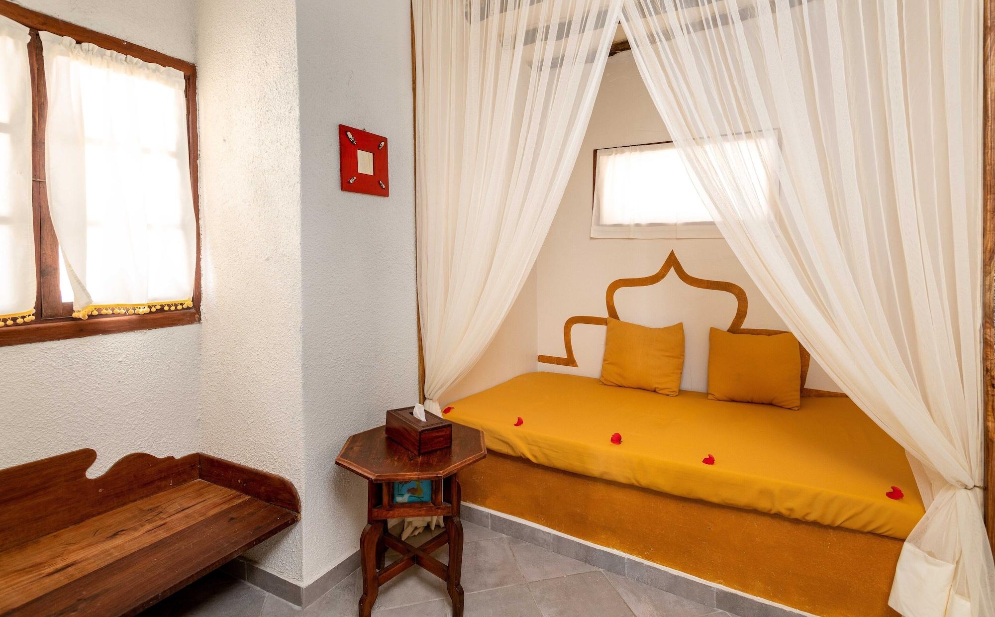 Hotel Karafuu Beach Resort Pingwe Esterno foto