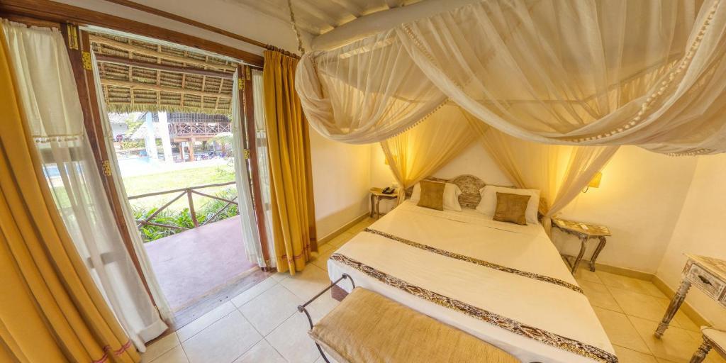 Hotel Karafuu Beach Resort Pingwe Esterno foto