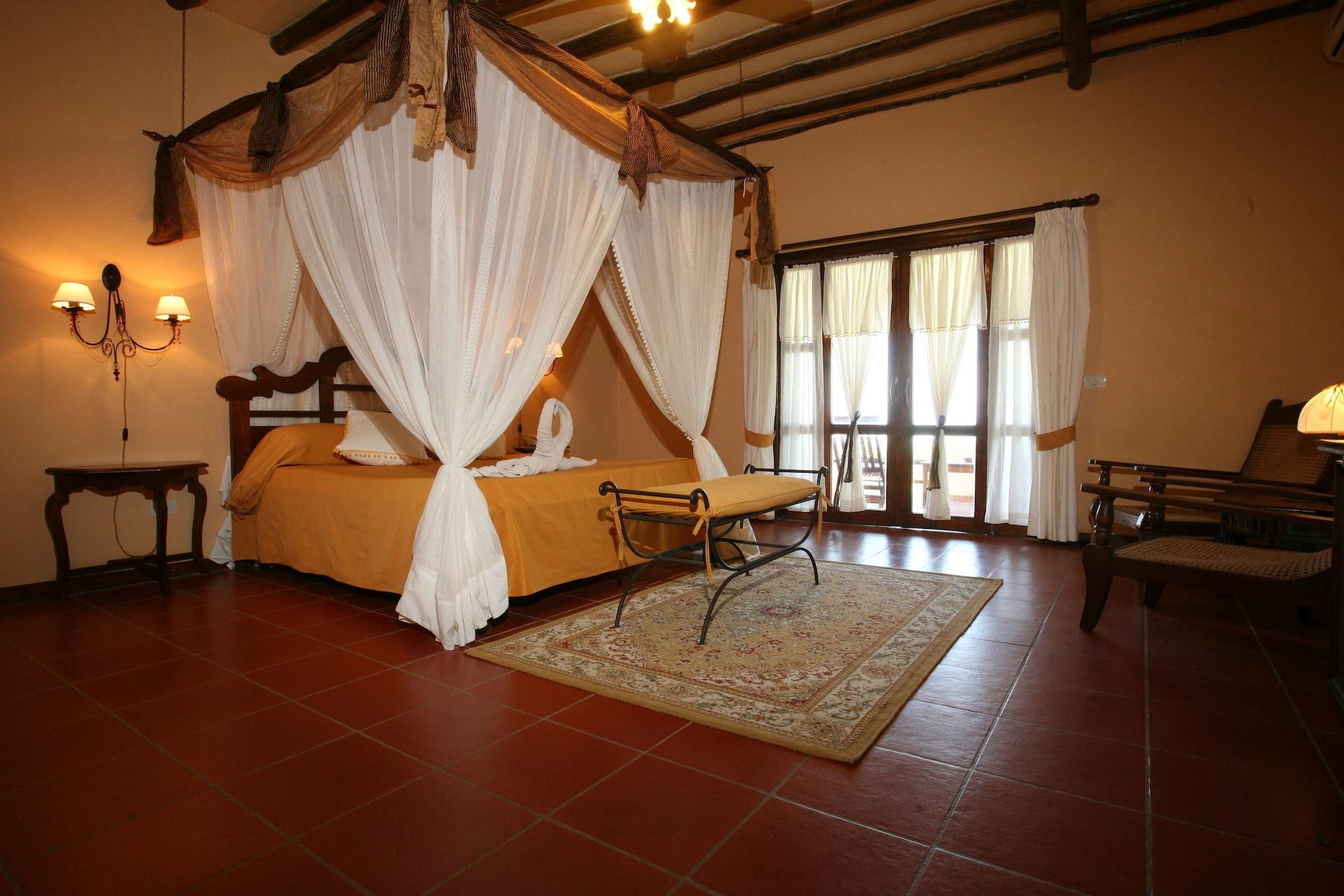 Hotel Karafuu Beach Resort Pingwe Esterno foto