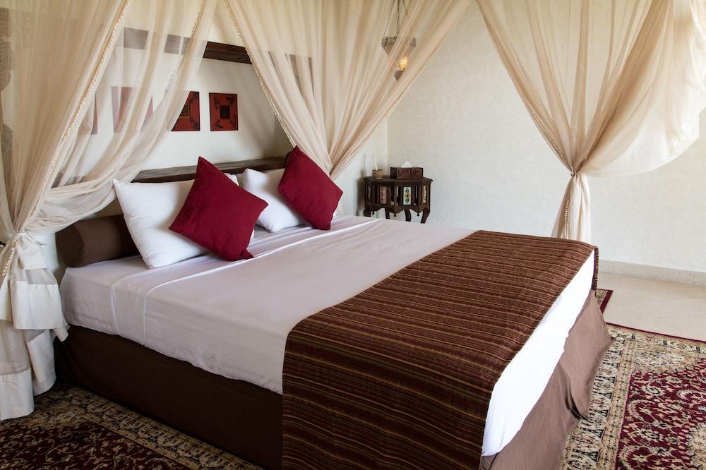 Hotel Karafuu Beach Resort Pingwe Esterno foto