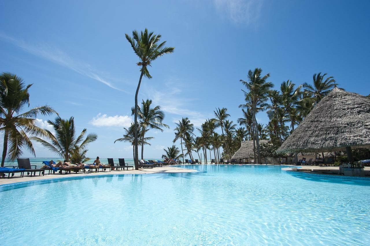 Hotel Karafuu Beach Resort Pingwe Esterno foto